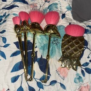 Tarte Makeup Brush set🩷